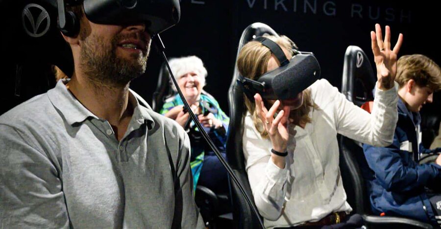 Oslo: Viking Planet Entry Ticket - The Helmet and its 270-degree screen