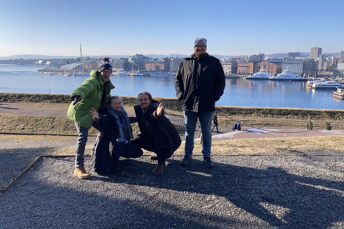 Oslo Viking Quest: Exploration Game and Tour - The Royal Palace and Norway’s monarchy