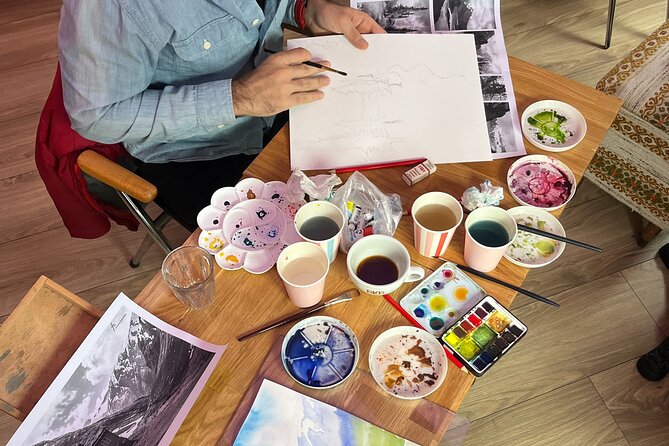 Paint Norwegian landscape with watercolor in Bergen - Why the six-person limit matters