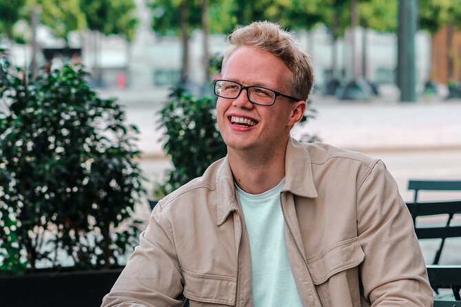 Photoshoot around Copenhagen's Iconic Locations - How to make a one-hour session work