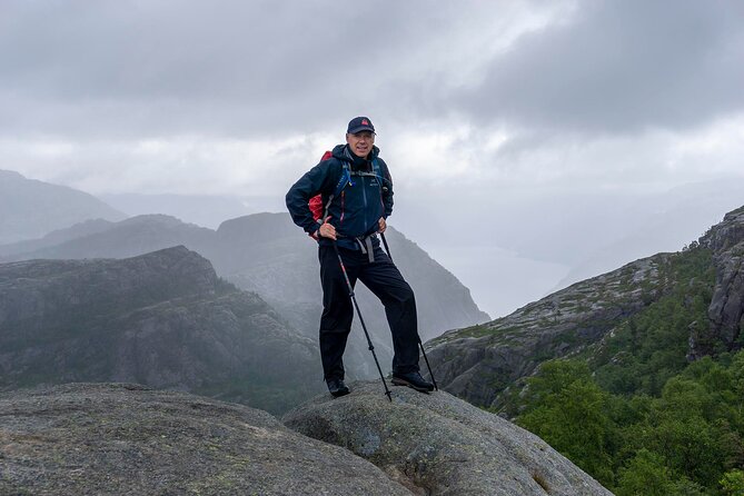 Preikestolen Hidden Trail Hike + Lunch and Canoe Trip - Who should book this hike?