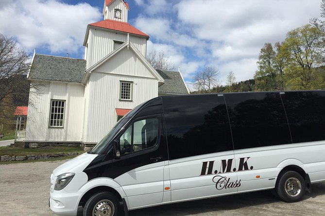 Private 5-hrs Oslo Exclusive Driverguide Luxury Limo/Van-Tour incl Museums - Akershus Fortress and the waterfront sights