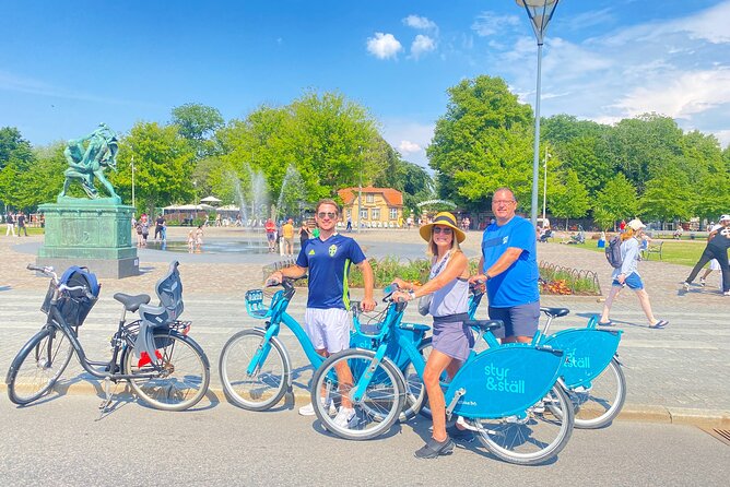 Private Bike Tour in Gothenburg with Pickup - Meeting your guide at the hotel