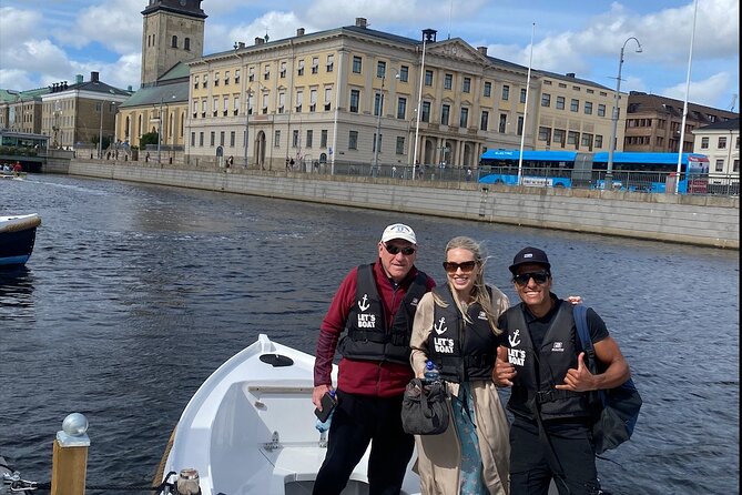 Private Boat Ride in Gothenburg with pickup - Lilla Bommen, the Opera House, and the Viking ship