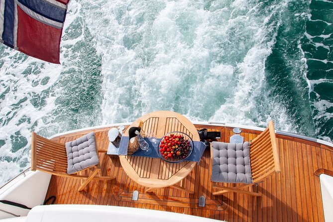 Private evening or afternoon cruise in Bergen - Afternoon light or an easy evening on the water