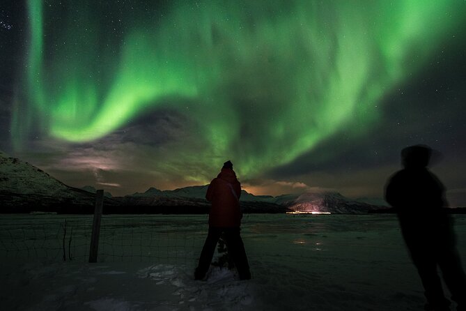 Private & Exclusive Northern Lights Tour with Professional guide - Booking timing and cancellation