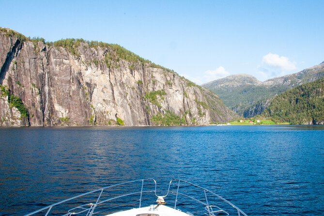 Private Fjord and waterfalls cruise to Modal- Mostraumen - The captains and the feel of the day