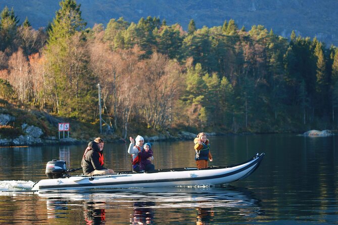 Private Fjordcruise by Luxury Pontoon Boat - Bergen Fjords - Who should book this private Bergen fjord cruise?