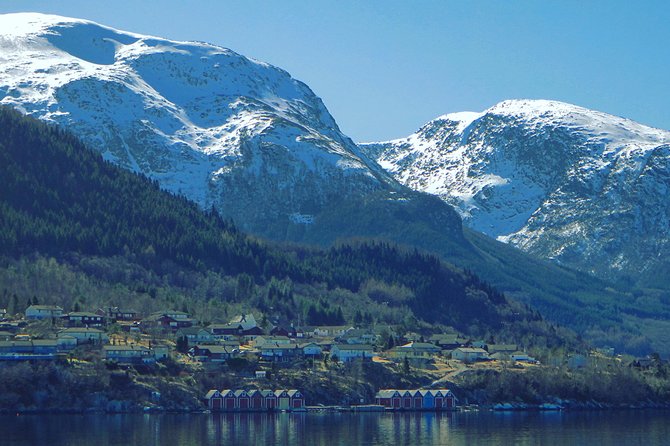 PRIVATE GUIDED TOUR: Folgefonna Glacier roundtrip from Bergen, 8 hours - The Hardangerfjord crossing breaks up the drive