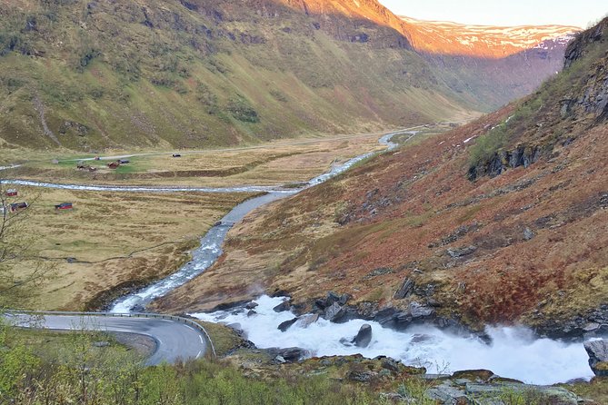 PRIVATE GUIDED TOUR: King of the Fjords – round trip to the Sognefjord, 11 hours - The 90-minute ferry ride on Sognefjord