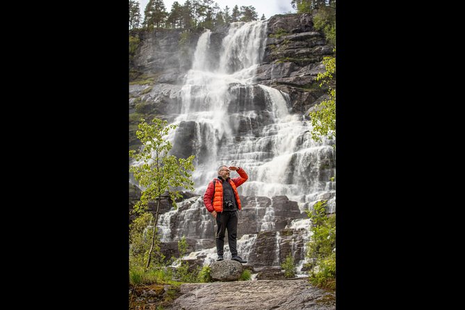 PRIVATE GUIDED TOUR: Norway's Highlights–Viking Special, 11 h - Stalheim Hotel and the old mountain road