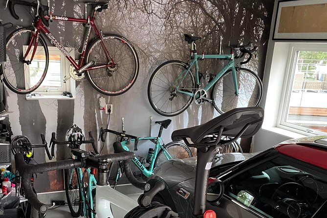 Private Roadbike Adventure in Stockholm - The roads are the main attraction