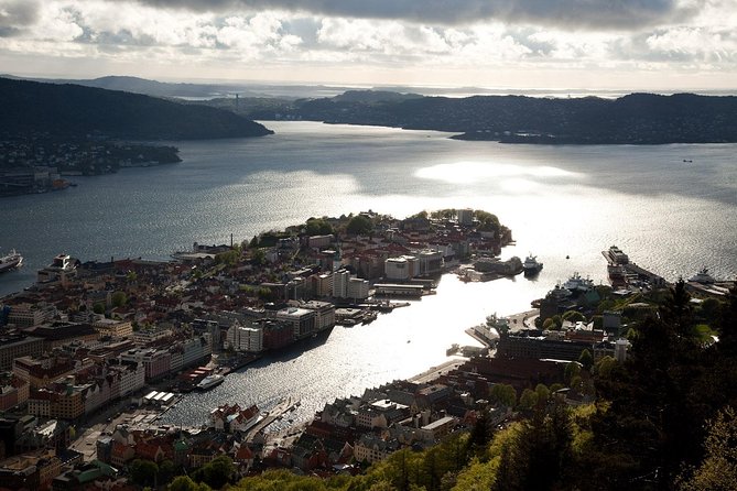 PRIVATE TOUR: Bergen city sightseeing, 4 hours - Mount Fløyen gives you the right first look