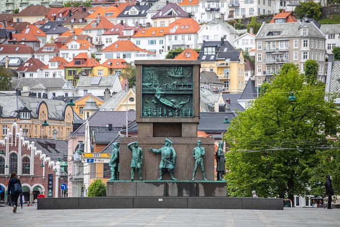 PRIVATE TOUR: Bergen city sightseeing, 5 hours - Choosing between Troldhaugen, Fantoft, and Gamlehaugen