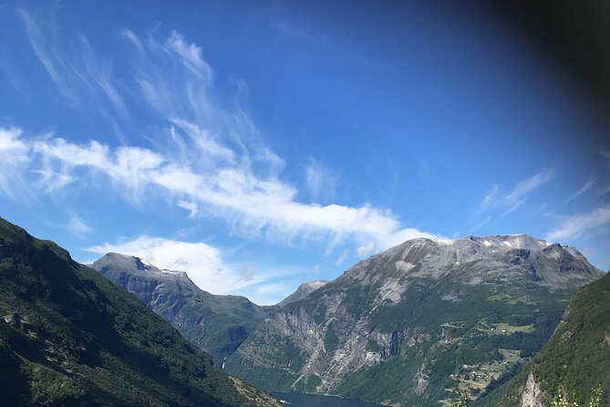 Private tour Geiranger and Glaciers 1 to 15 people - The guide can shape the whole day