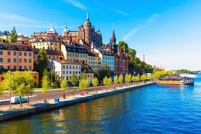 Private Tour of Stockholm with a visit to the Absolute ice bar - Waterfront culture at the Royal Dramatic Theatre