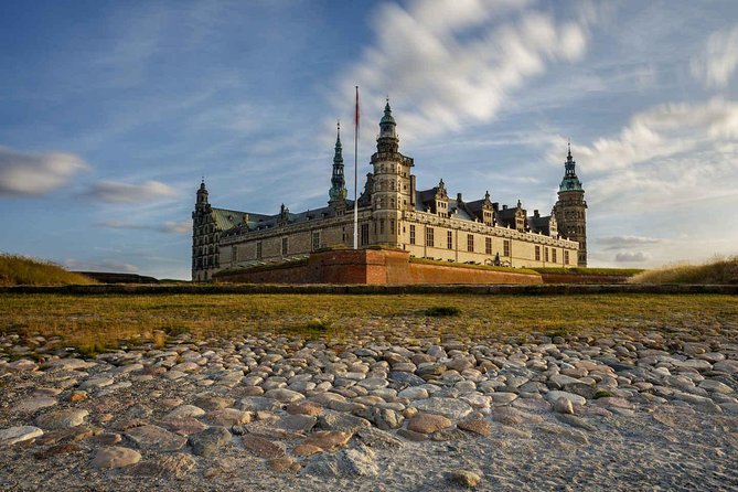 Private Tour to Frederiksborg Castle - The chapel, architecture, and palace gardens