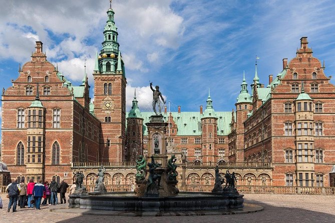 Private Tour to Frederiksborg Castle - Leaving Copenhagen in a private vehicle