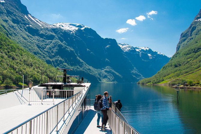 Private tour - Viking Village, Nærøyfjord Cruise and Flåm Railway - Voss and Tvindefossen: a scenic opening