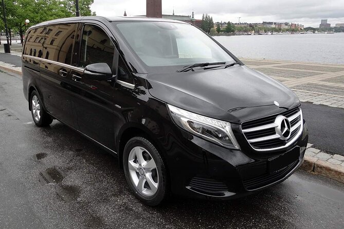 Private transfer Copenhagen airport, Port to or from the city - A practical ride from Copenhagen Airport