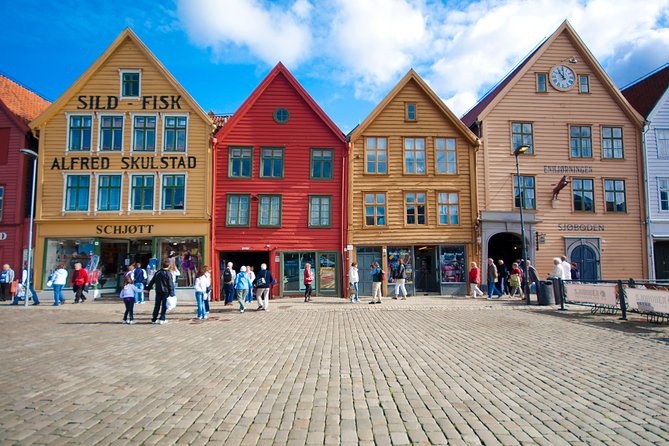 Private Walking Tour of Bergen - Festplassen to the old town by way of Torgallmenningen