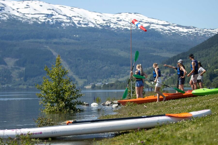 Rental - Sea Kayak - Choosing between a single kayak, double kayak, and canoe