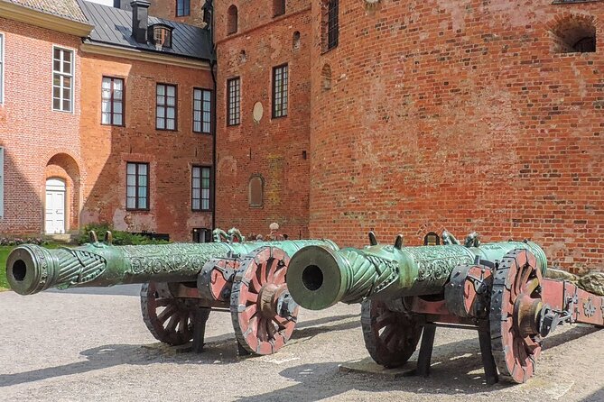 ROYAL Castle Skokloster and Viking Sigtuna (private tour) - What the private format changes