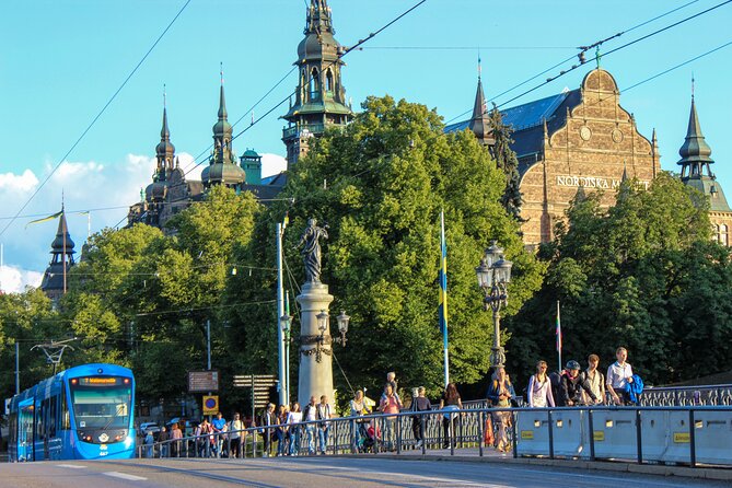 Scandinavian Art, Architecture and Design Tour in Stockholm - Seeing the design shops from the inside
