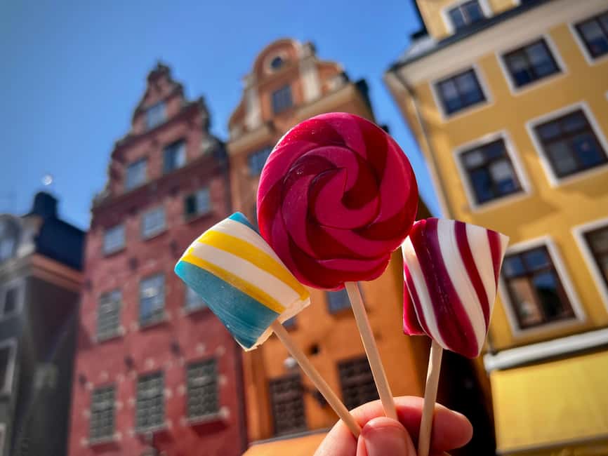 Secret Walking Food Tour Stockholm Old Town - A first taste from a Stockholm food cart