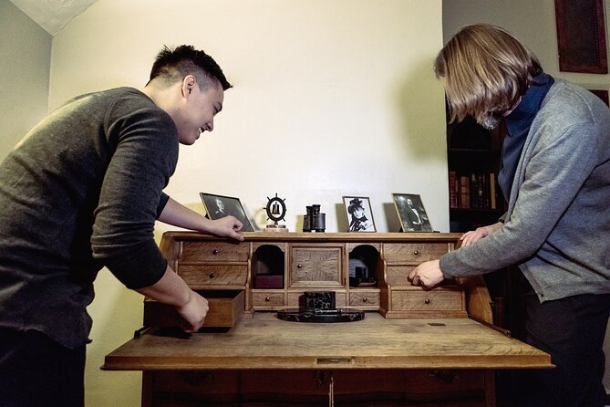 SHERLOCK Escape Room - Is the difficulty right for your group?