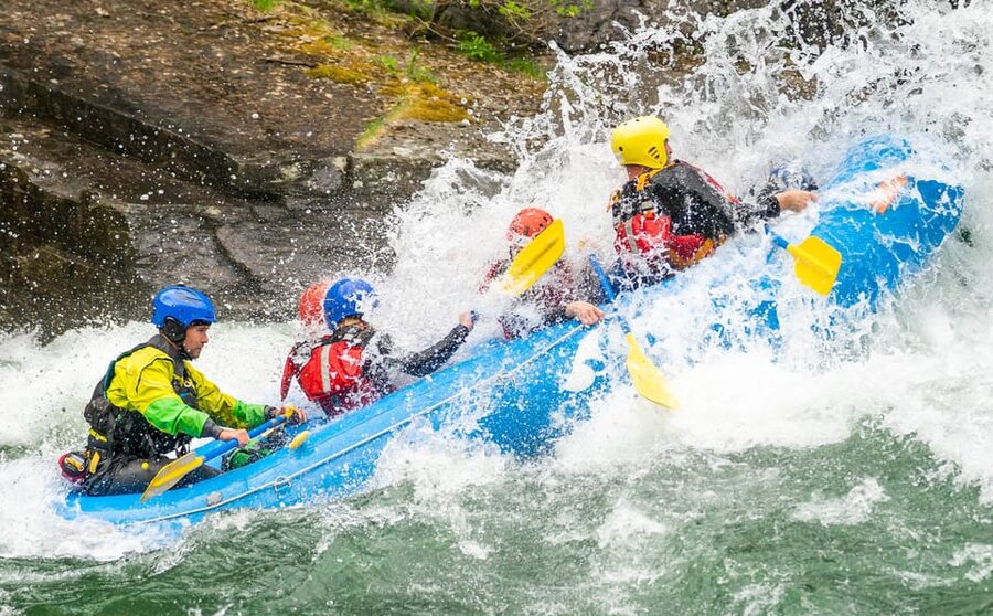 Sjoa River: The Famous White Water Rafting Daytrip - Why Sjoa feels different from a short rafting ride