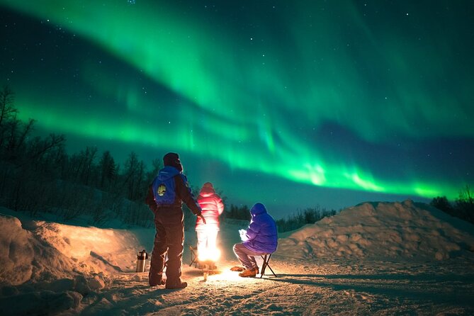 Small Northern Lights Tour Max 8 Guests Pickup and Photography - From Tromsø pickup to the first clear patch