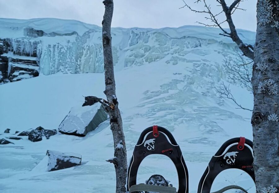 Snowshoeing Adventure to the Enchanting Frozen Waterfall - Following the 2.25-kilometer route to the falls
