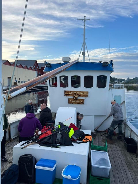Stavanger: 5-Hour Fishing Trip with Equipment and Guide - How much fishing instruction you really get