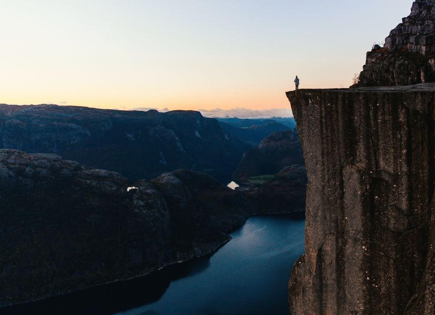 Stavanger: Guided Sunrise Hike to Pulpit Rock - Why Pulpit Rock before dawn makes sense