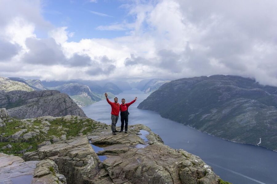 Stavanger: Preikestolen Classic Hike and Side Trail - What the guide adds to the walk