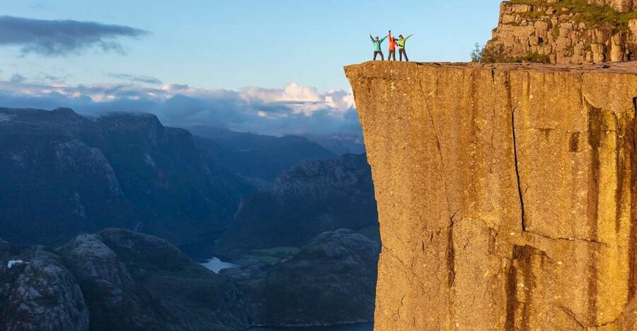 Stavanger: Preikestolen Sunrise Hike with Breakfast Buffet - Descending to Basecamp for Breakfast