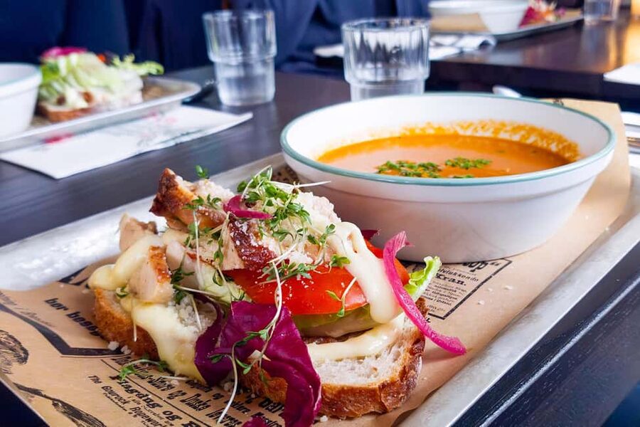Stavanger: Preikestolen Winter Hike + Hot Lunch - The first briefing sets the tone