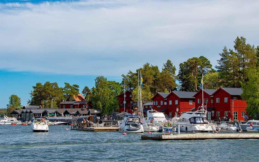 Stockholm: Archipelago Boat Tour - Sailing through the Djurgården Canal