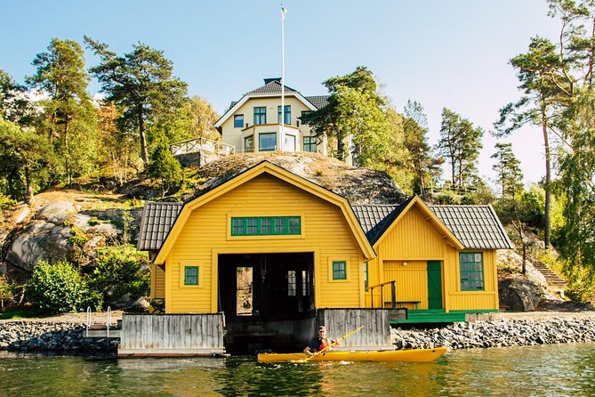 Stockholm: Archipelago Family-Friendly Private Kayaking Tour - Fika gives the tour a welcome pause