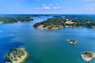 Archipelago Guided Boat & Walking Tour of Vaxholm