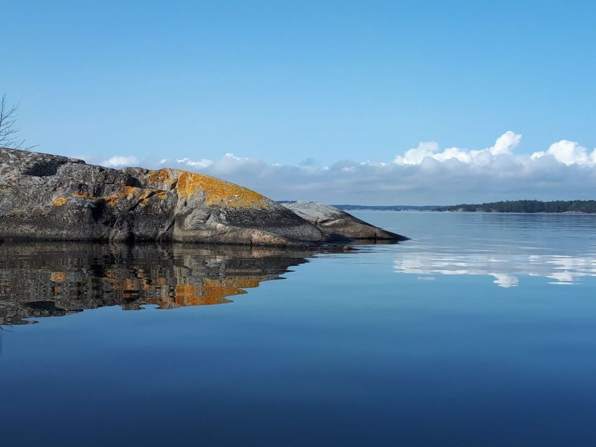 Stockholm Archipelago RIB Speed Boat Tour with Swedish Fika - Fjäderholmarna and the first taste of the archipelago