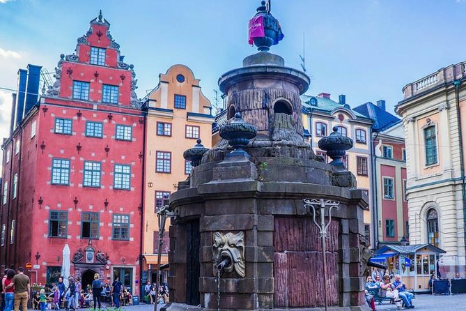 Stockholm Art Tour with a Local Expert: 100% Personalized & Private - Snösätra Graffiti Park and Stockholm’s street-art side