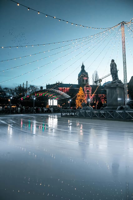 Stockholm: Christmas Markets & Lights Guided Walking Tour - Key points to know before booking