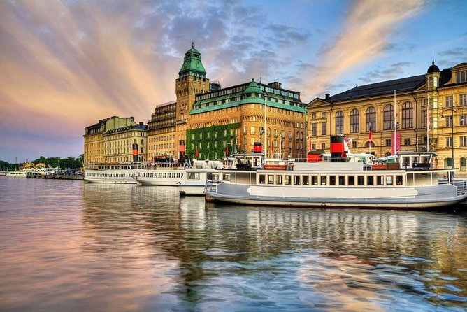 Stockholm City Tour + VAASA Museum VIP car (private service) - Guides make the difference