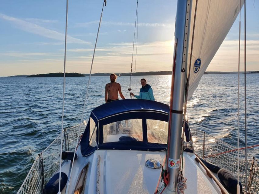 Stockholm: Full Day Archipelago Sailing Tour with Lunch - Wildlife and the pleasure of a slower day