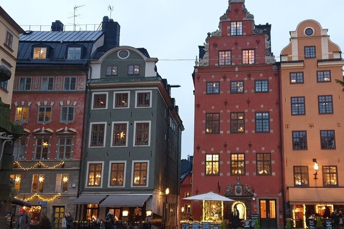 Stockholm Ghost Hunt: Self-Guided Tour and Puzzle Adventure - Bonde Palace and the Royal Palace
