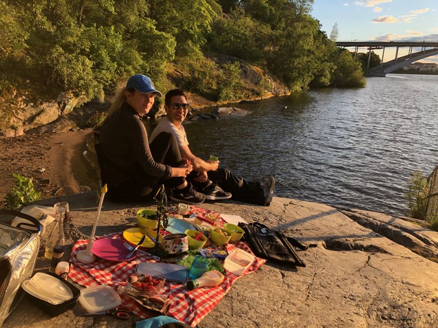 Stockholm: Guided Kayak City Tour & Optional Midsummer Meal - Who should book this Stockholm kayak tour?