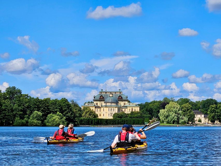 Stockholm: Guided Kayak Tour to Drottningholm Royal Palace - A final paddle and possible swim