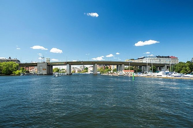 Stockholm: Highlights Boat Tour - How the recorded guide works